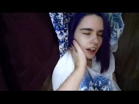 ❤️ Löysin siskoni kaapista ja autoin häntä laukeamaan Venäläinen porno at porn fi.porn-mz-com.ru ❌️❤